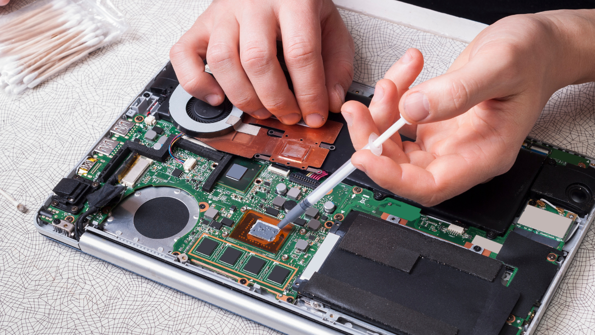 ①修理店が1台ずつ整備・検品